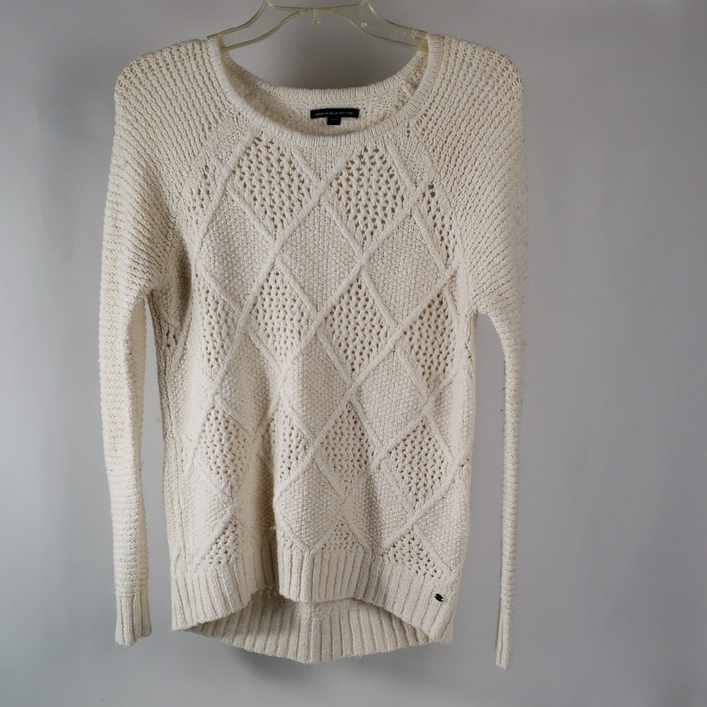 American Eagle Outfitters Ivory Diamond Knit Sweater